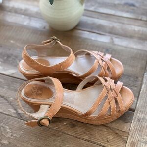 Frye Carlie Leather Platform